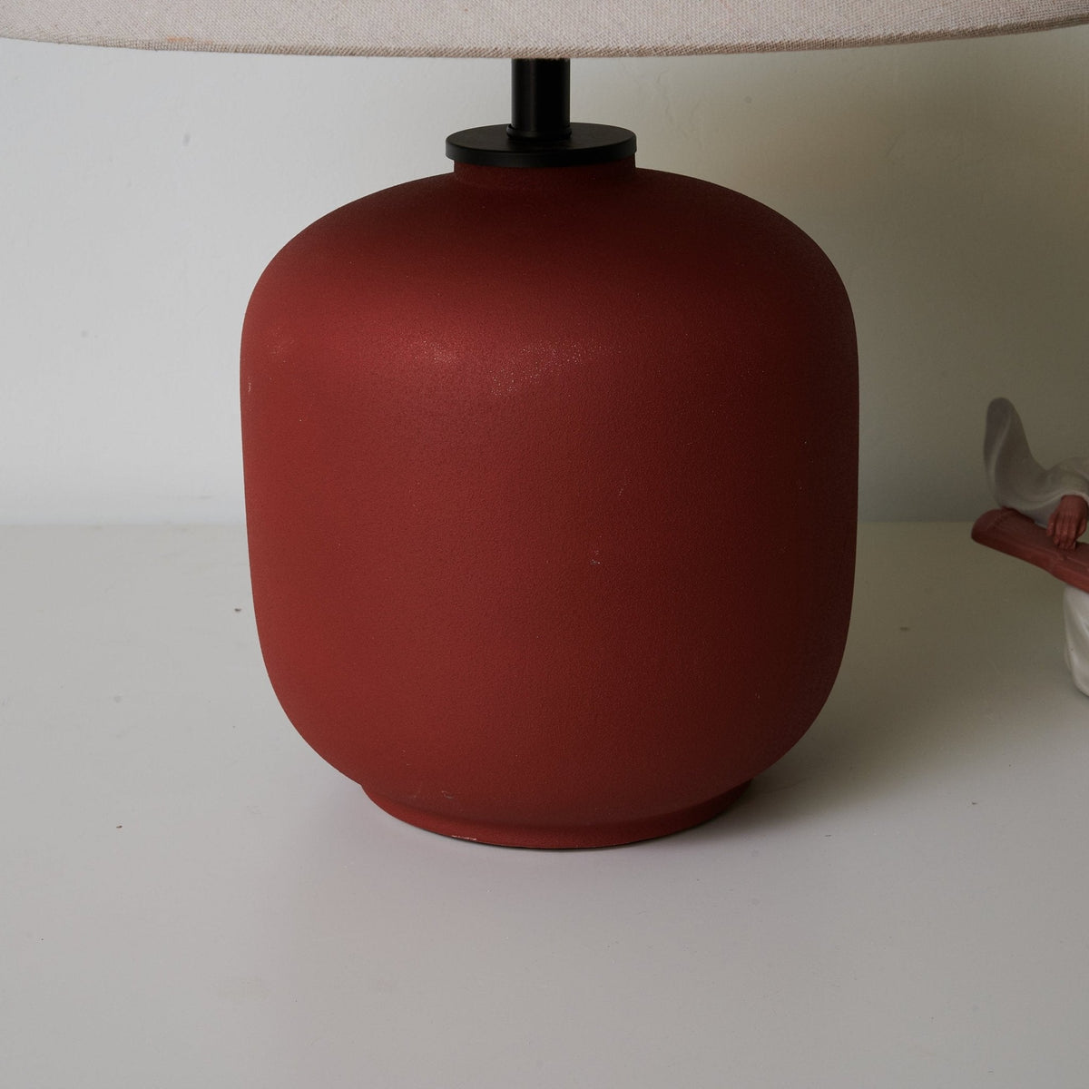 Candeeiro de mesa em cerâmica minimalista Gordon