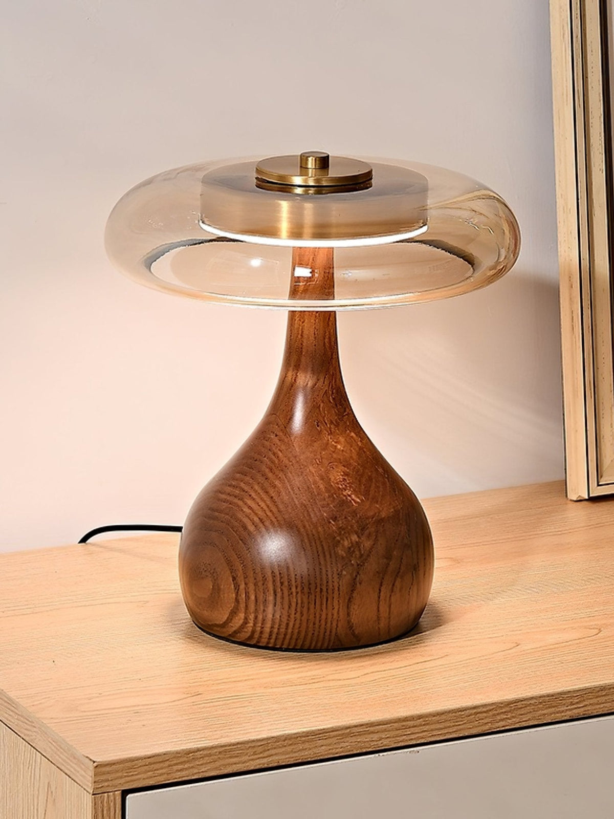 Bux modern bordslampa i trä
