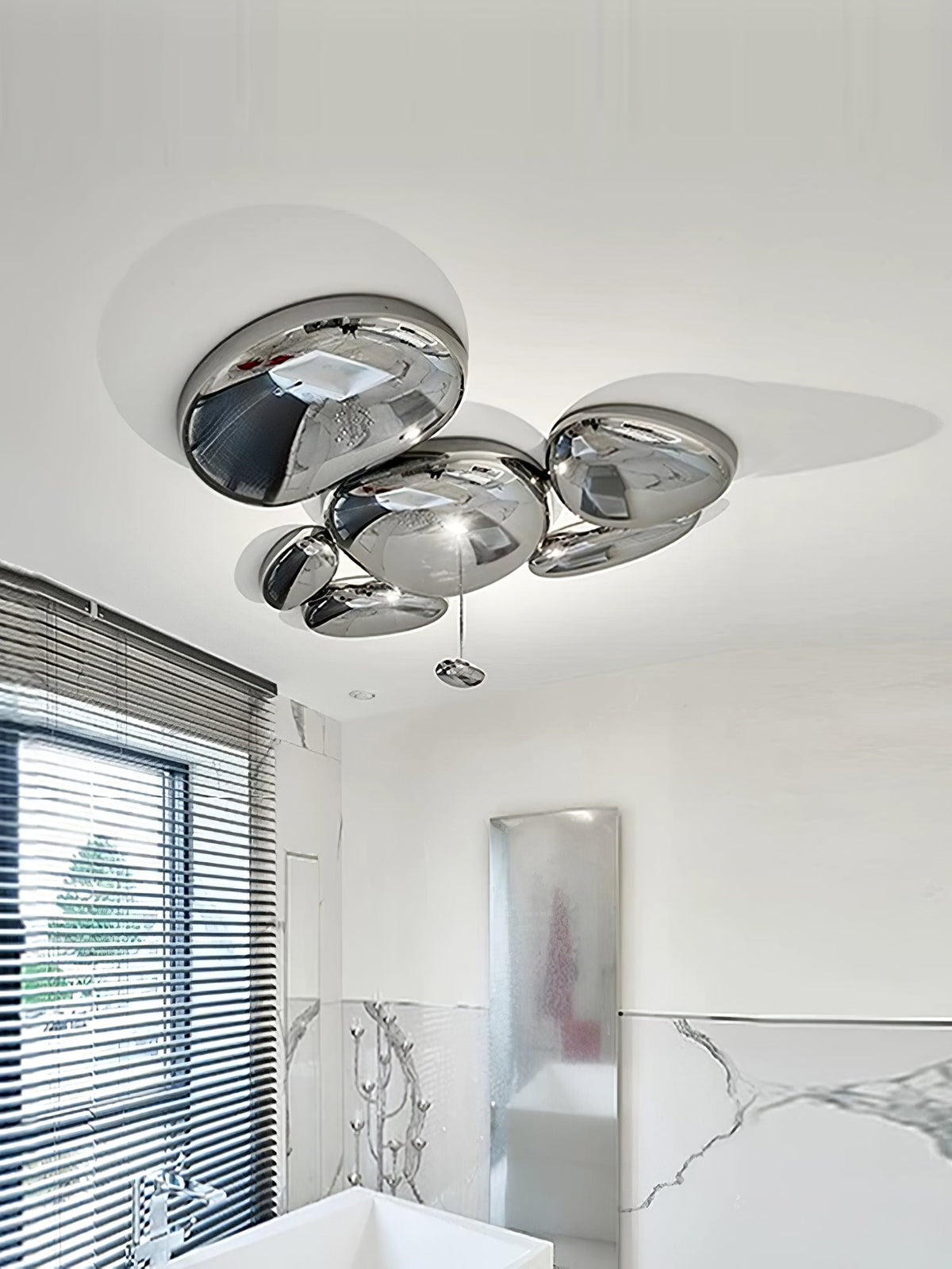 Vostix modern taklampa i krom med småstensdesign