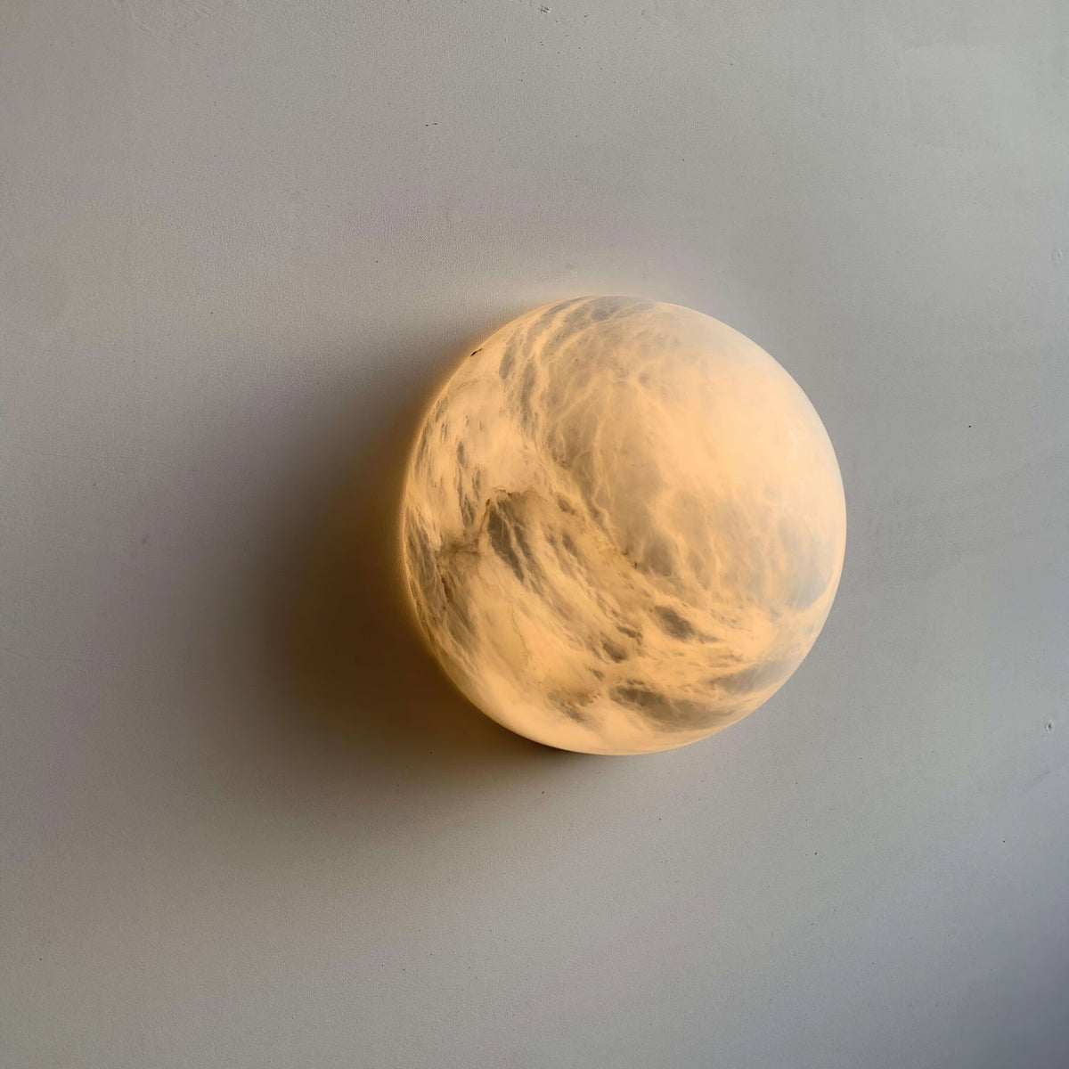 Albiaria-wabi-sabi-alabasteriseinävalaisin