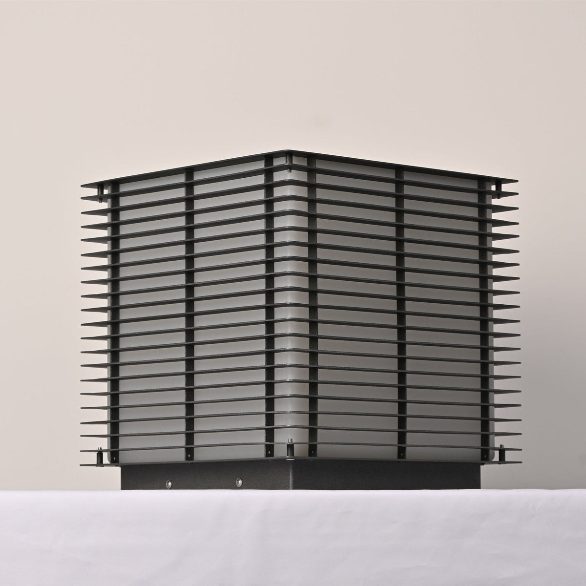 Candeeiro solar de exterior com grelha Eryon