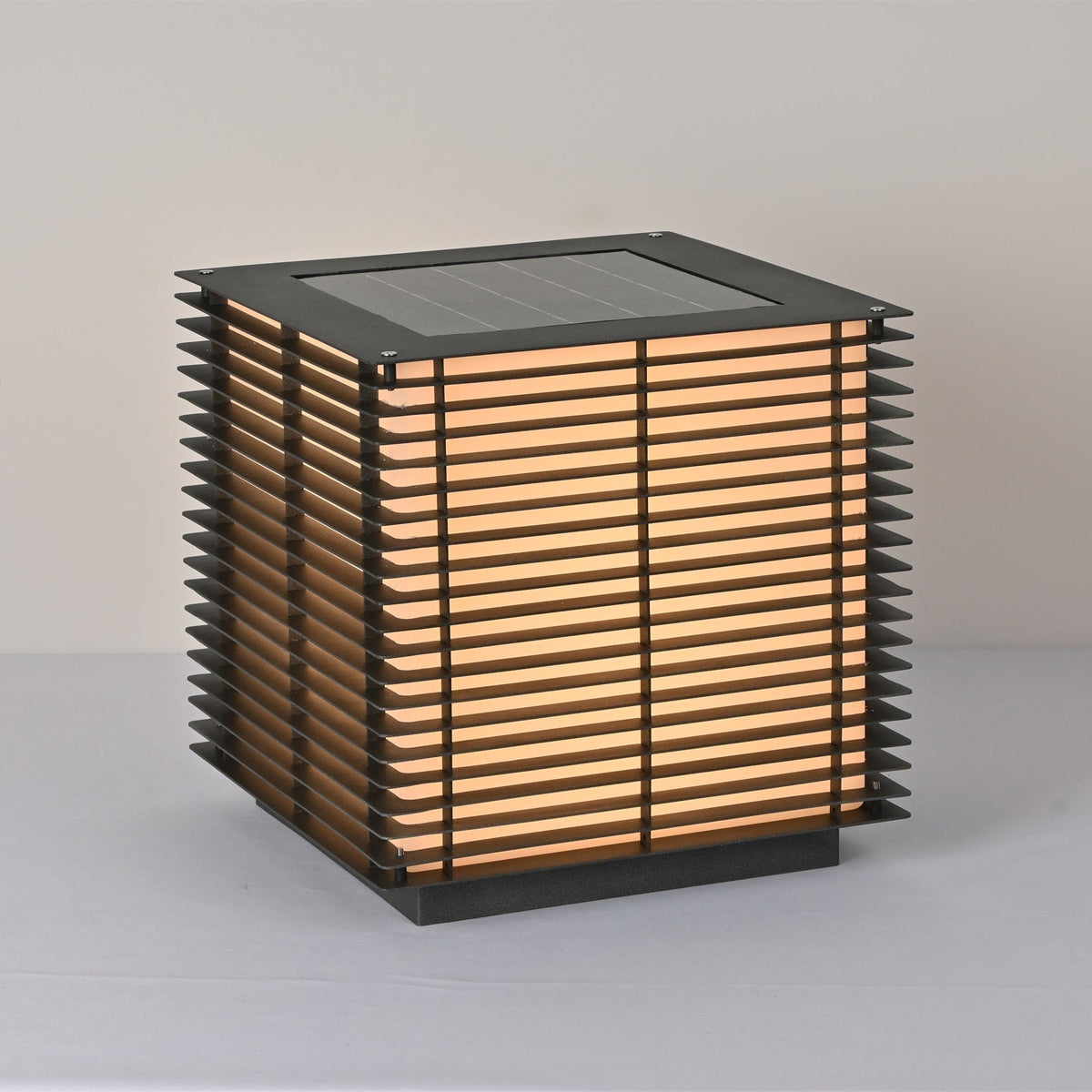 Candeeiro solar de exterior com grelha Eryon