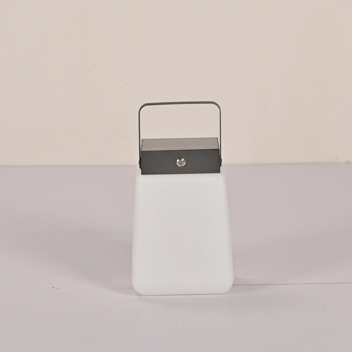 Dillon minimalistisk utomhusbelysning i PE