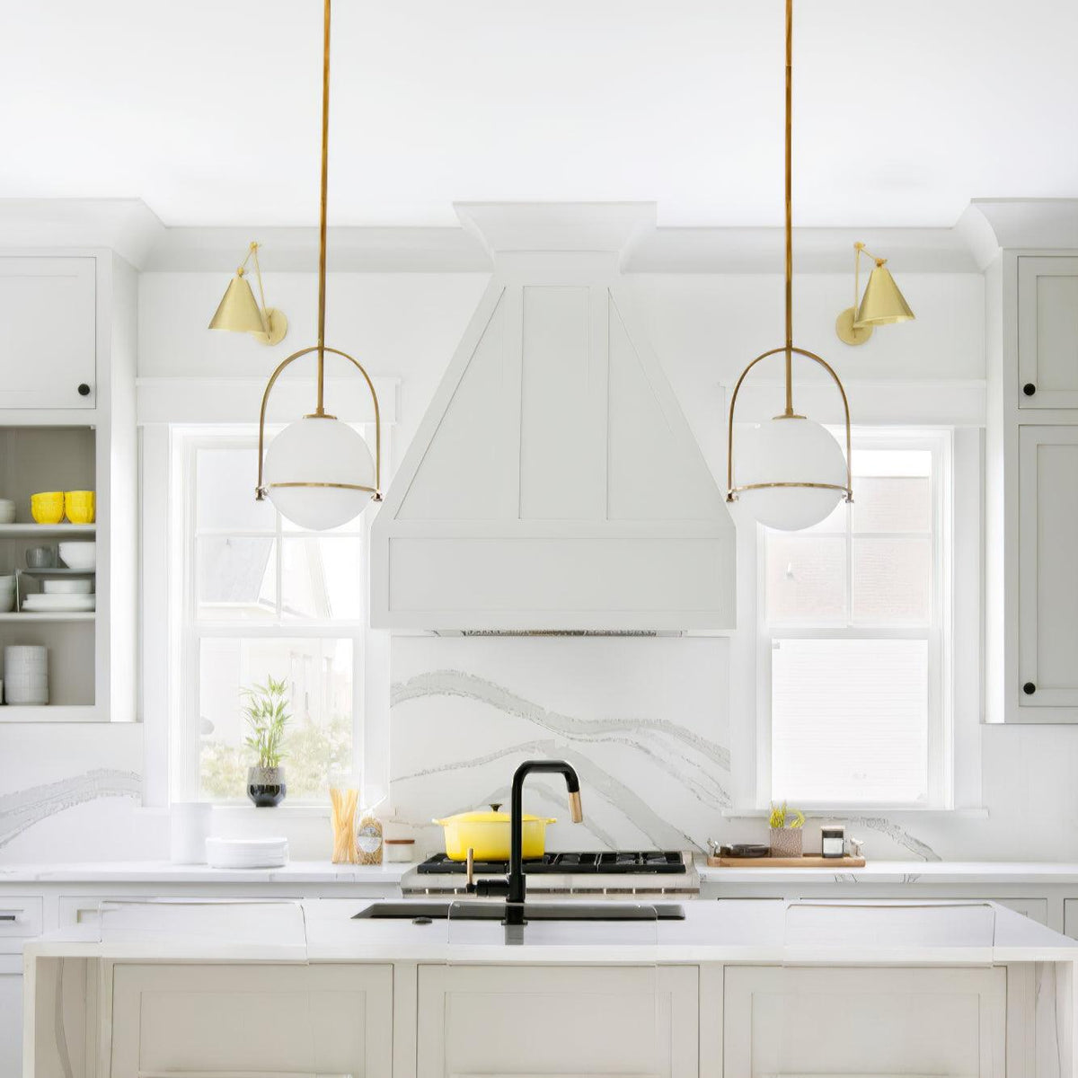 Brandonis moderne pendellampe i glas