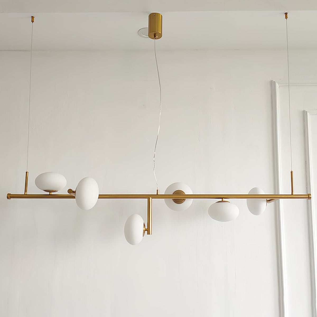 Balance moderne lysekrone i glas