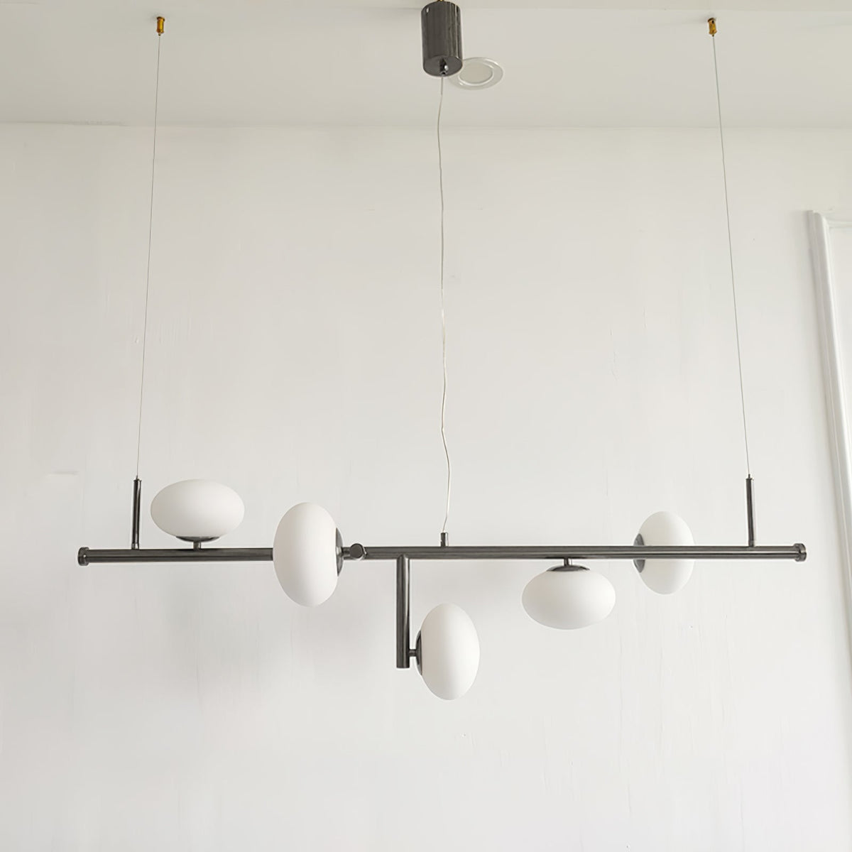 Balance moderne lysekrone i glas