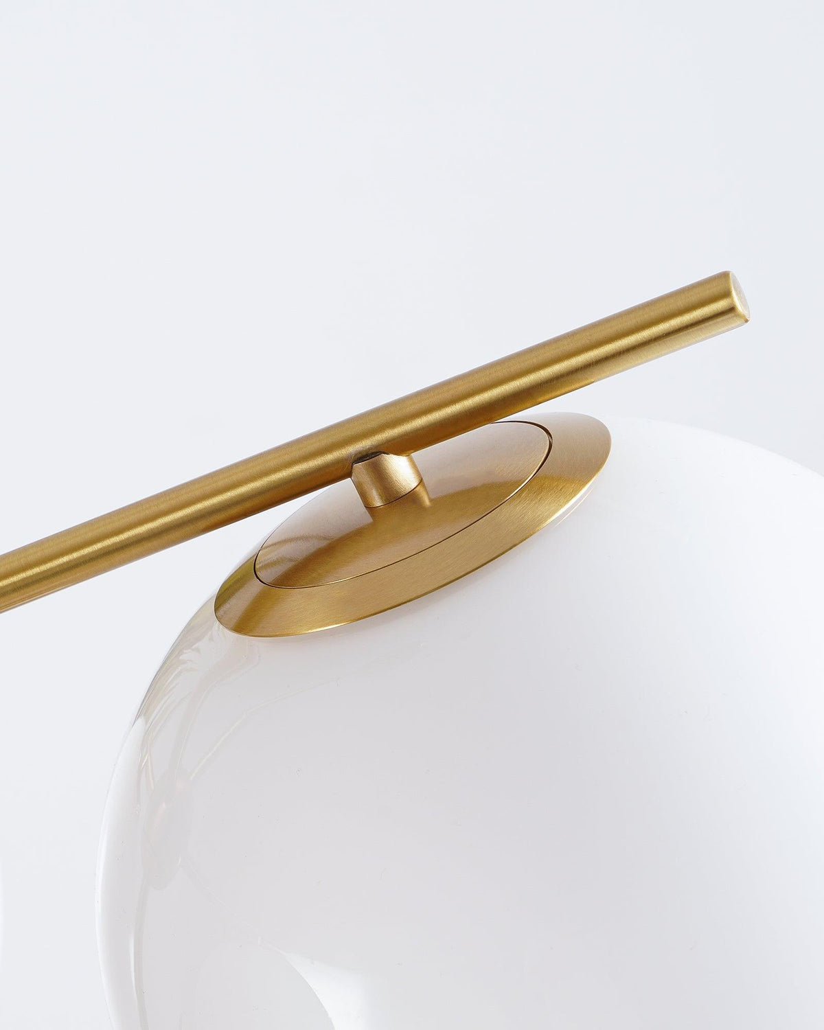 Casoella moderne Sphere & Stem-lysekrone i guldfarve med LED