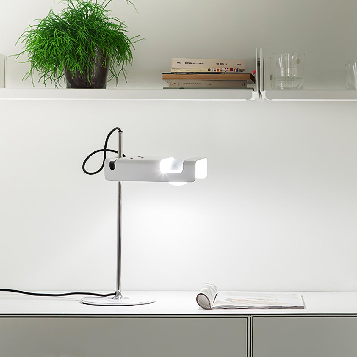 Candeeiro de mesa futurista Lumousin