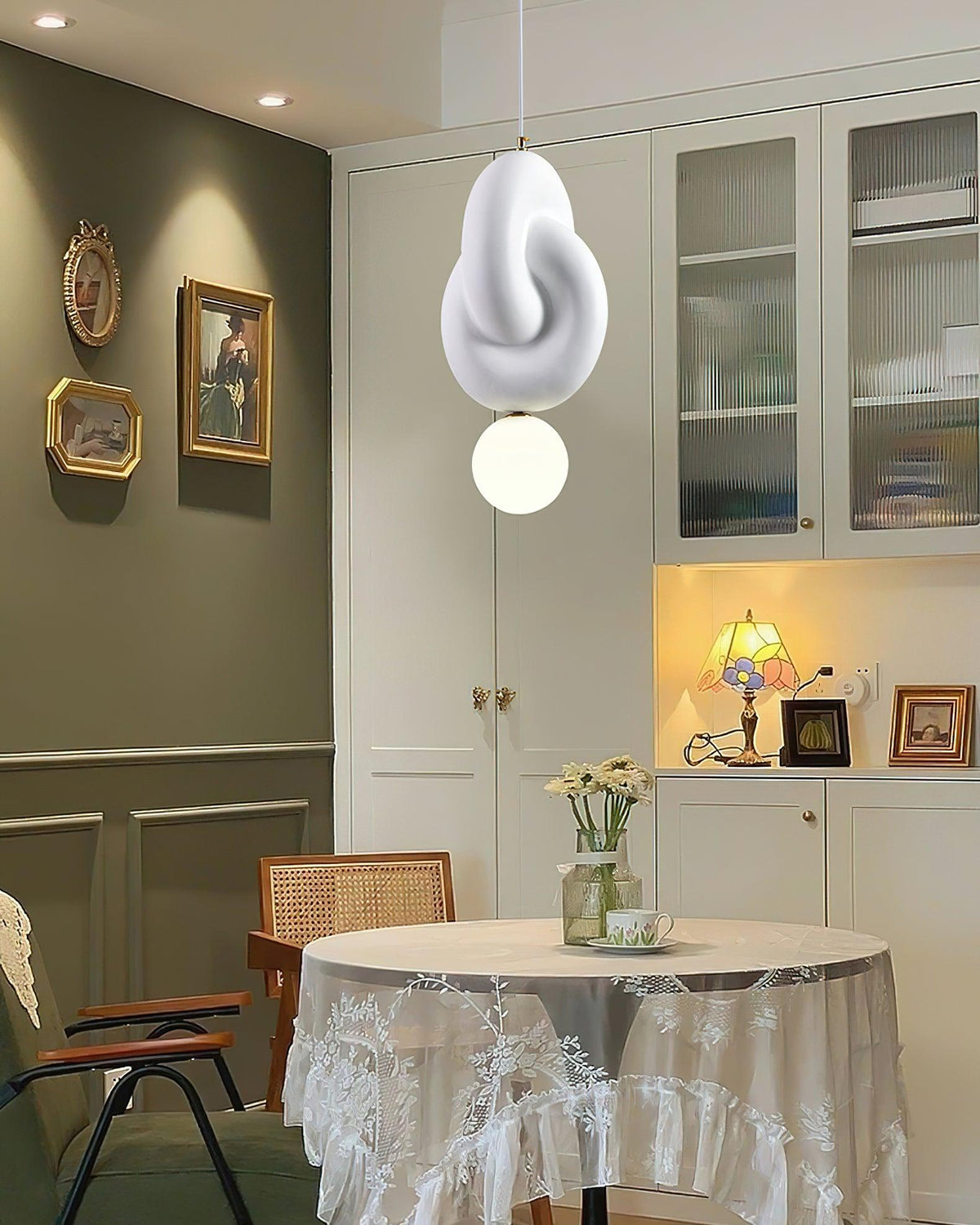 Tyev individuel kreativ resinlampe