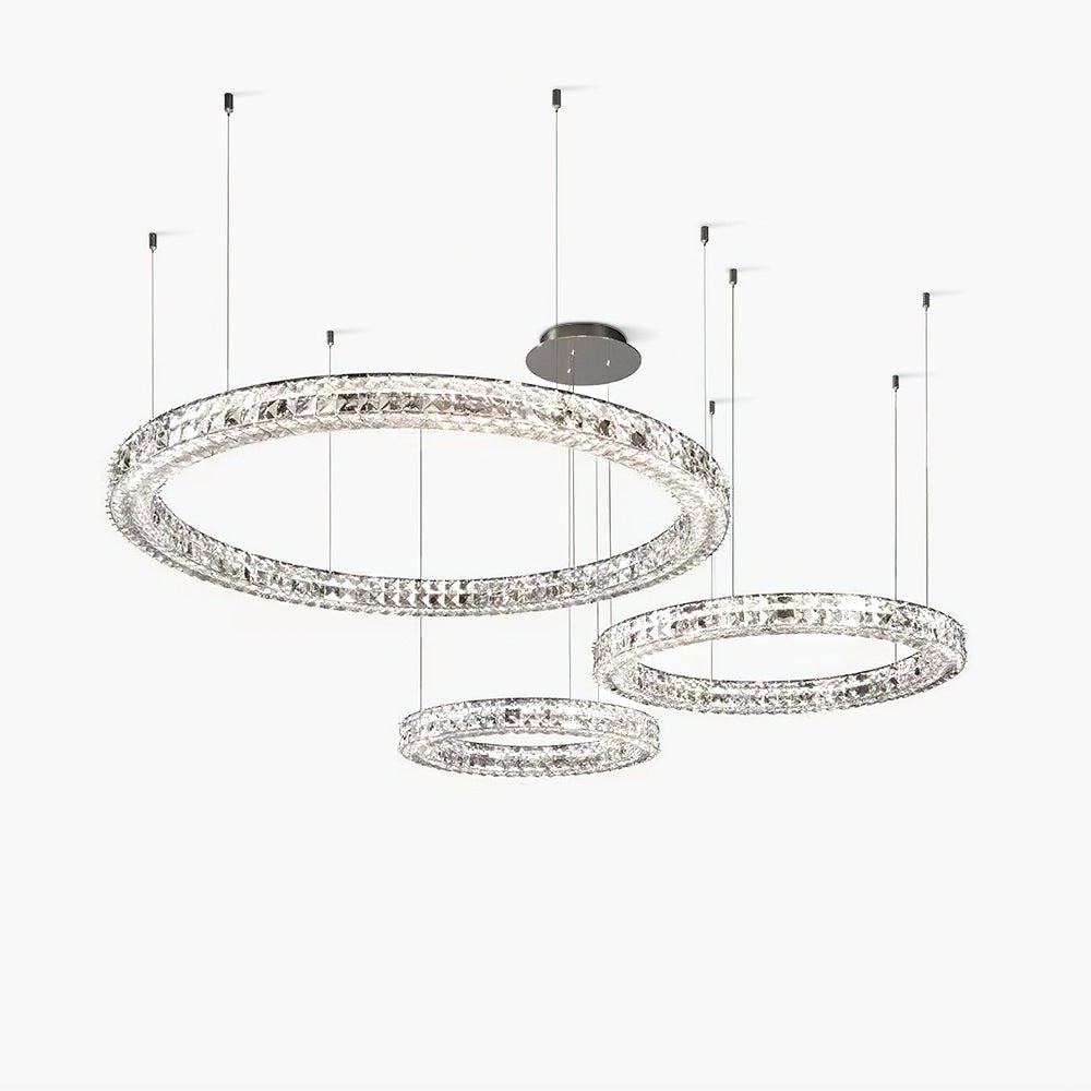 Luxerian Spiridon Luxe-lysekrone med krystalringe