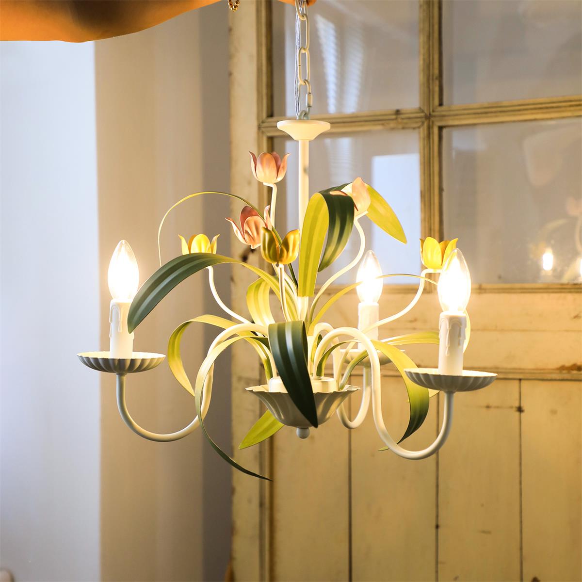 Aveniena Chandelier