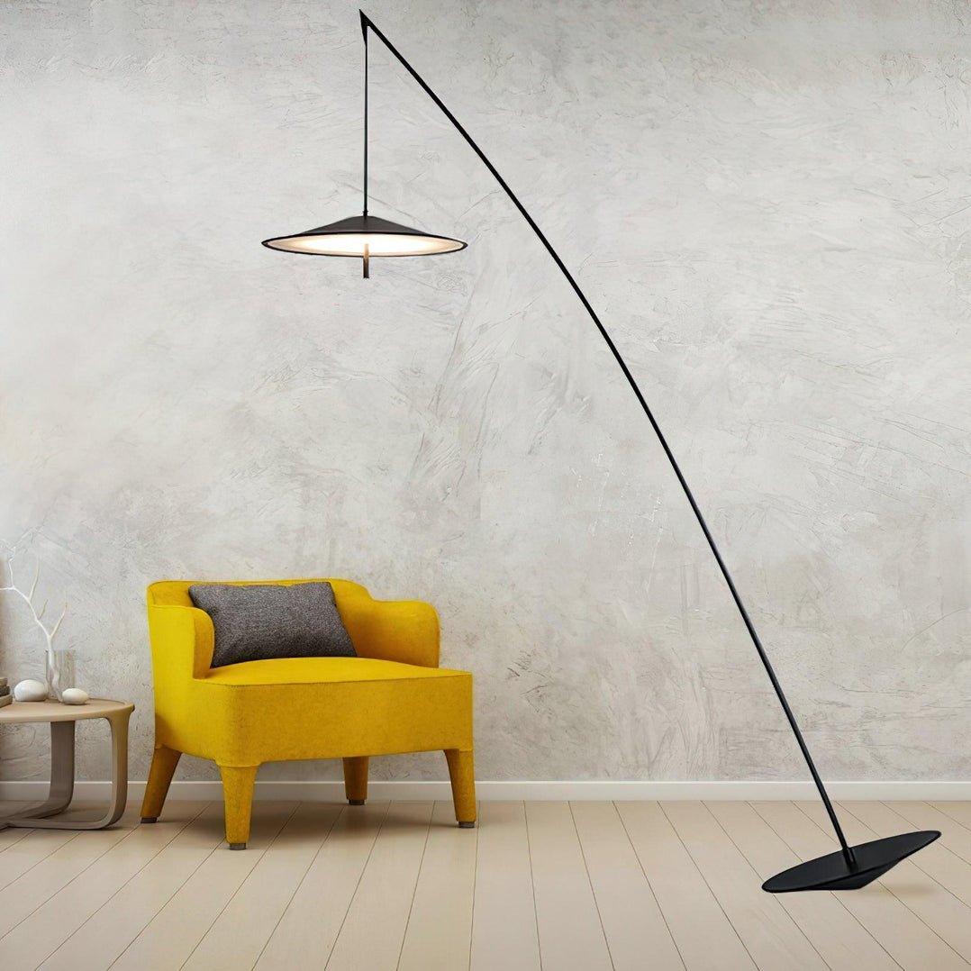 Arcana minimalistisk golvlampa i svart