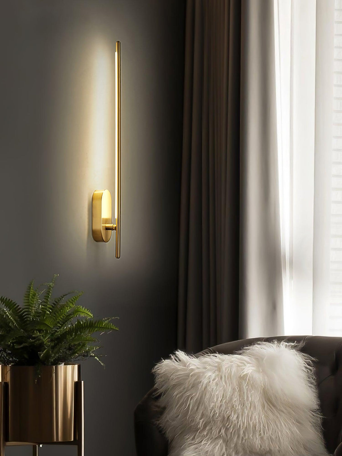 Vrysl minimalistisk væglampe med stik og stavdesign