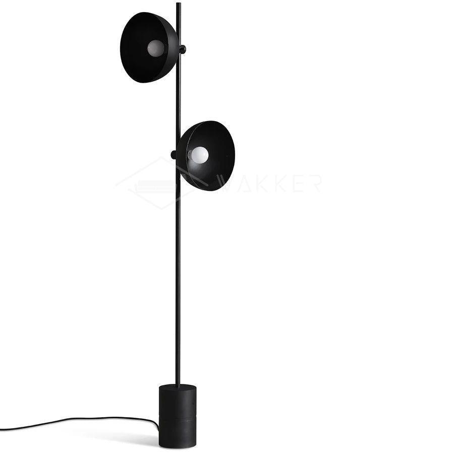 Candeeiro de pé minimalista em vidro Lumase