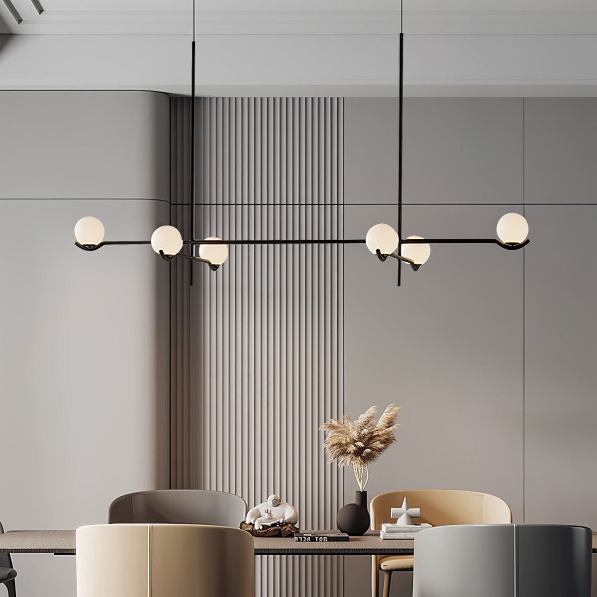 Elvian lysekrone med hvid glaskugle og minimalistisk messing