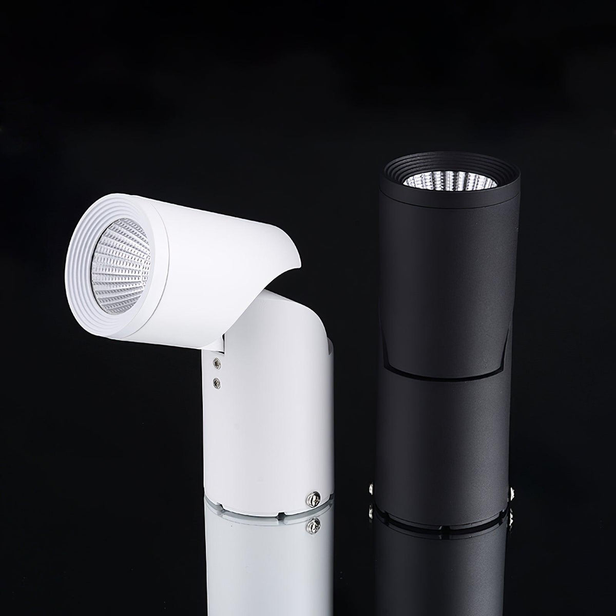 Avenaora taklampa med justerbara LED-spotlights, solig