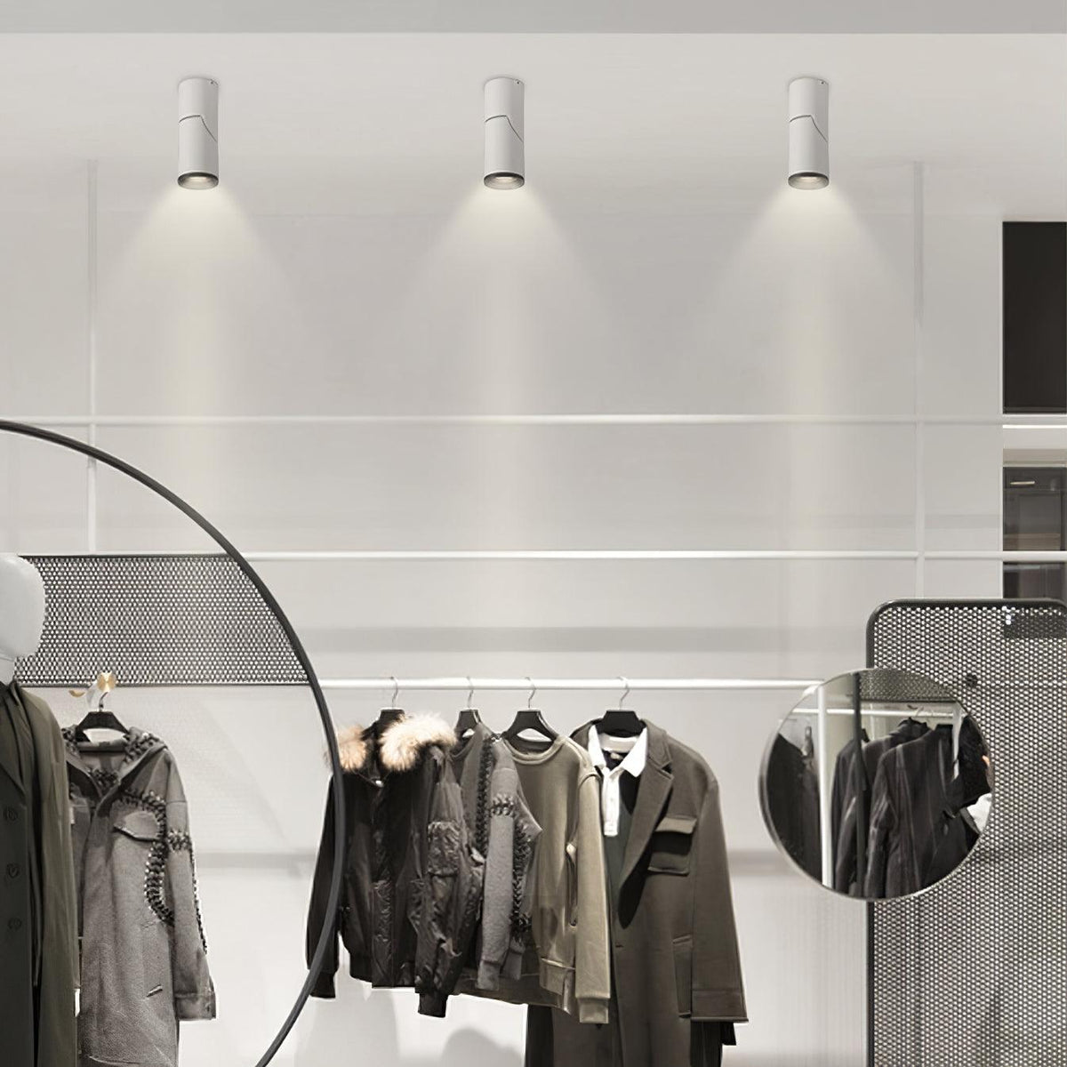 Avenaora taklampa med justerbara LED-spotlights, solig