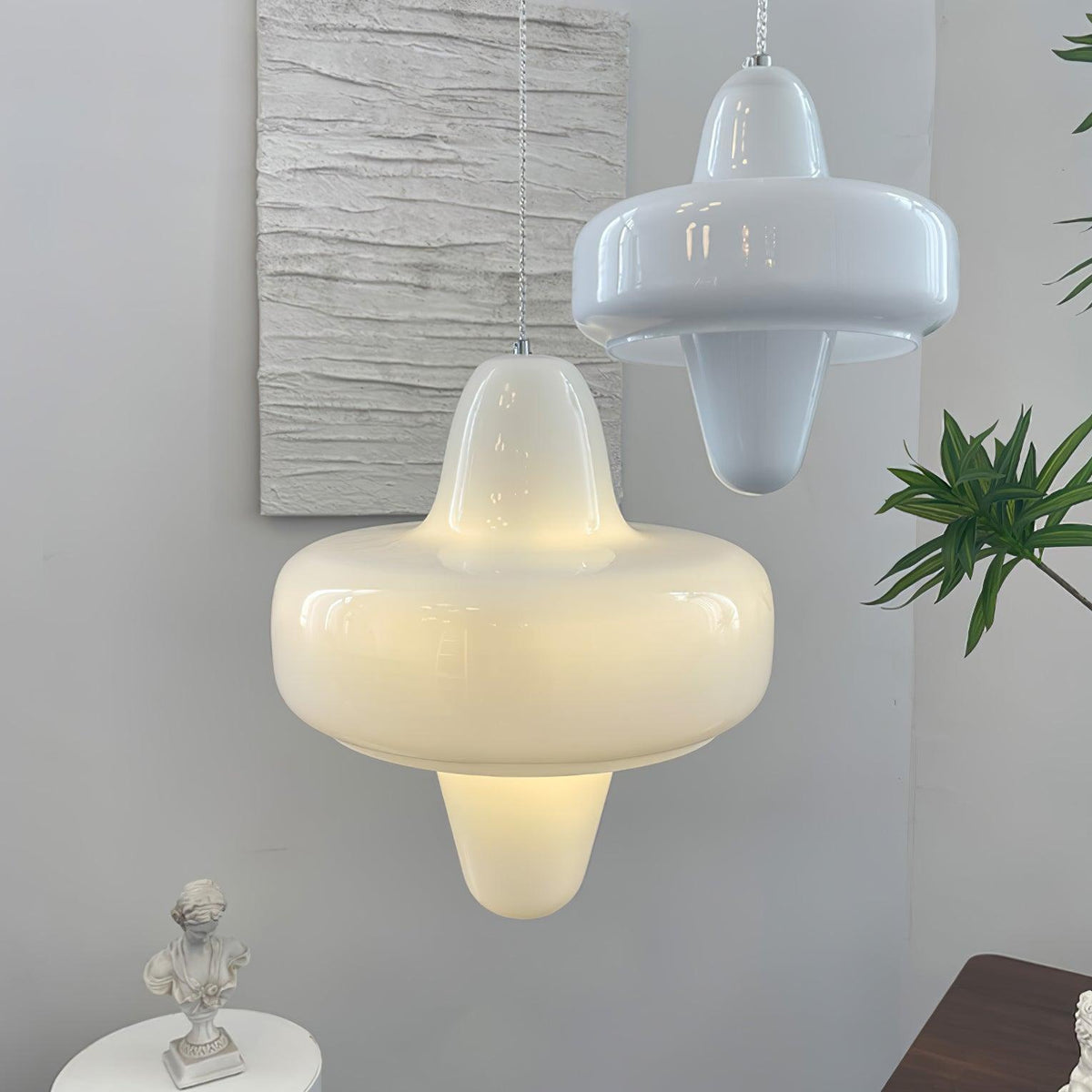 Nuvia minimalistisk pendellampe i glas