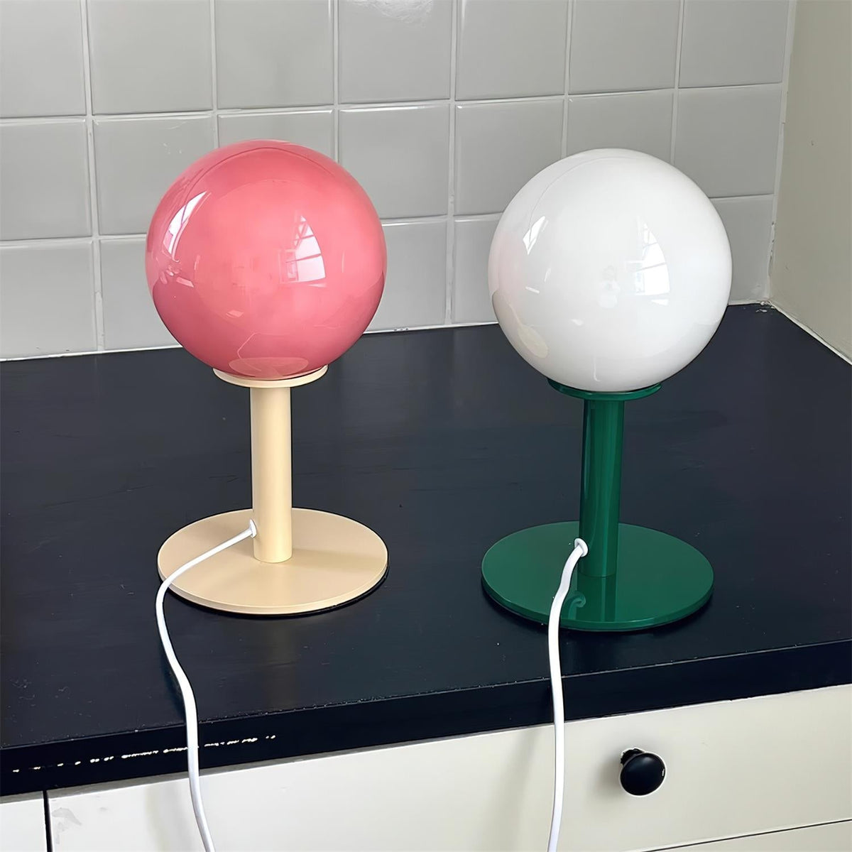 Viraoiella-bordlampe