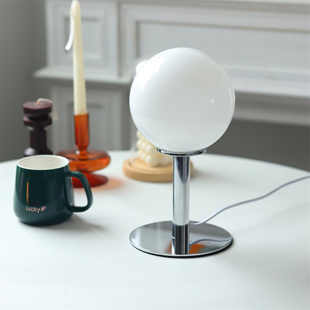 Viraoiella-bordlampe