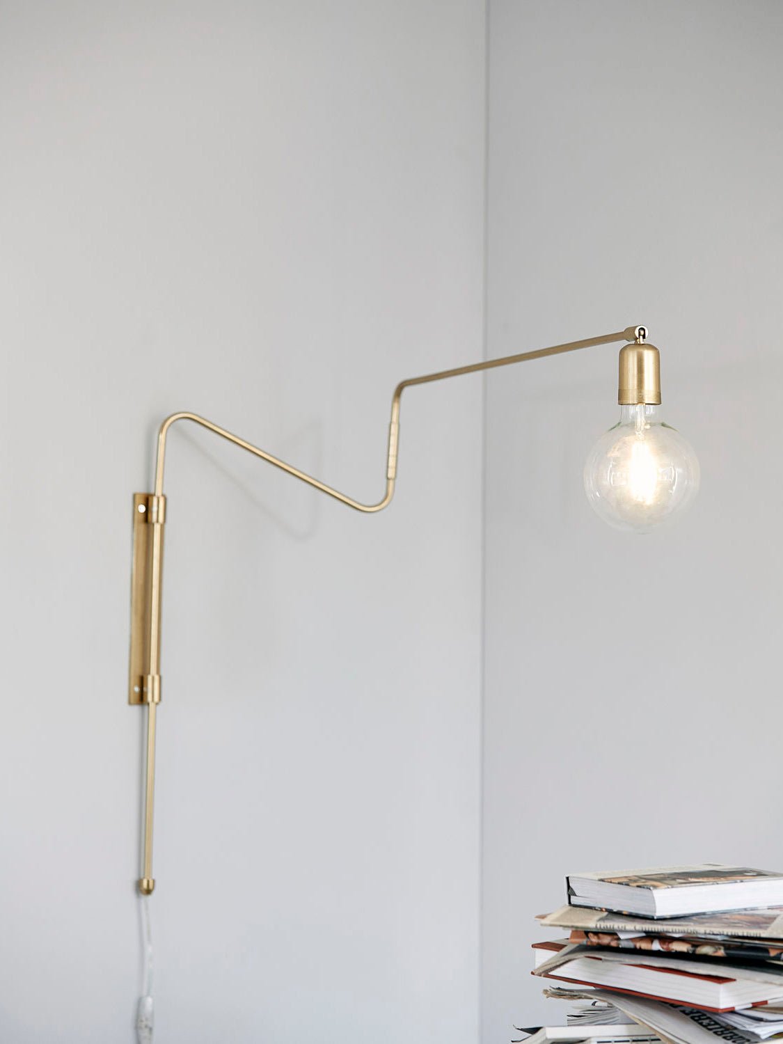 Candeeiro de parede oscilante moderno minimalista Elsoreth