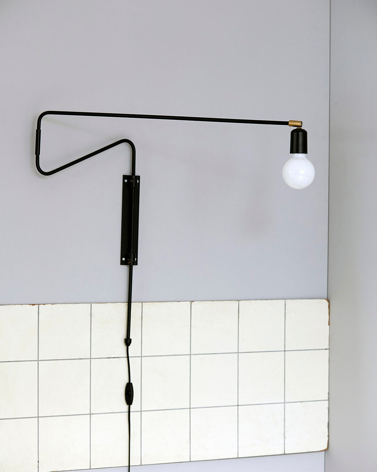 Candeeiro de parede oscilante moderno minimalista Elsoreth