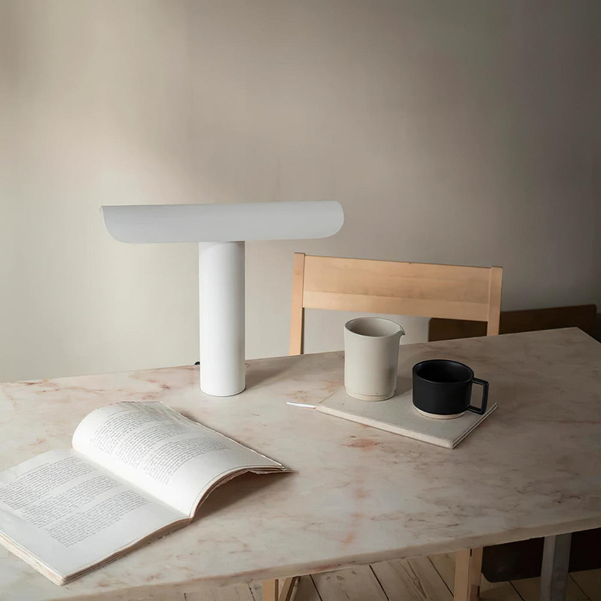 Zenice minimalistisk bordslampa