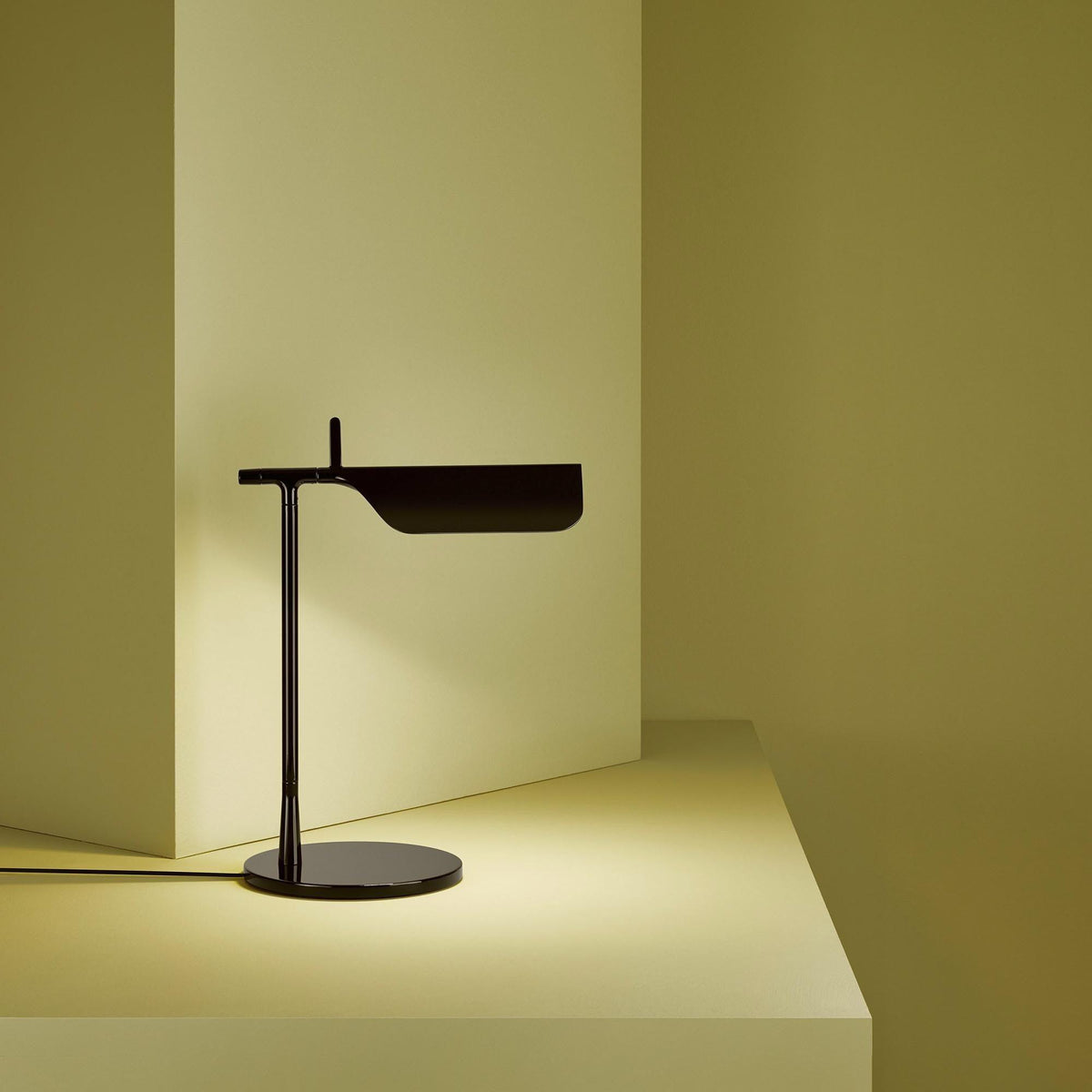 Cilorn minimalistisk bordslampa i akryl