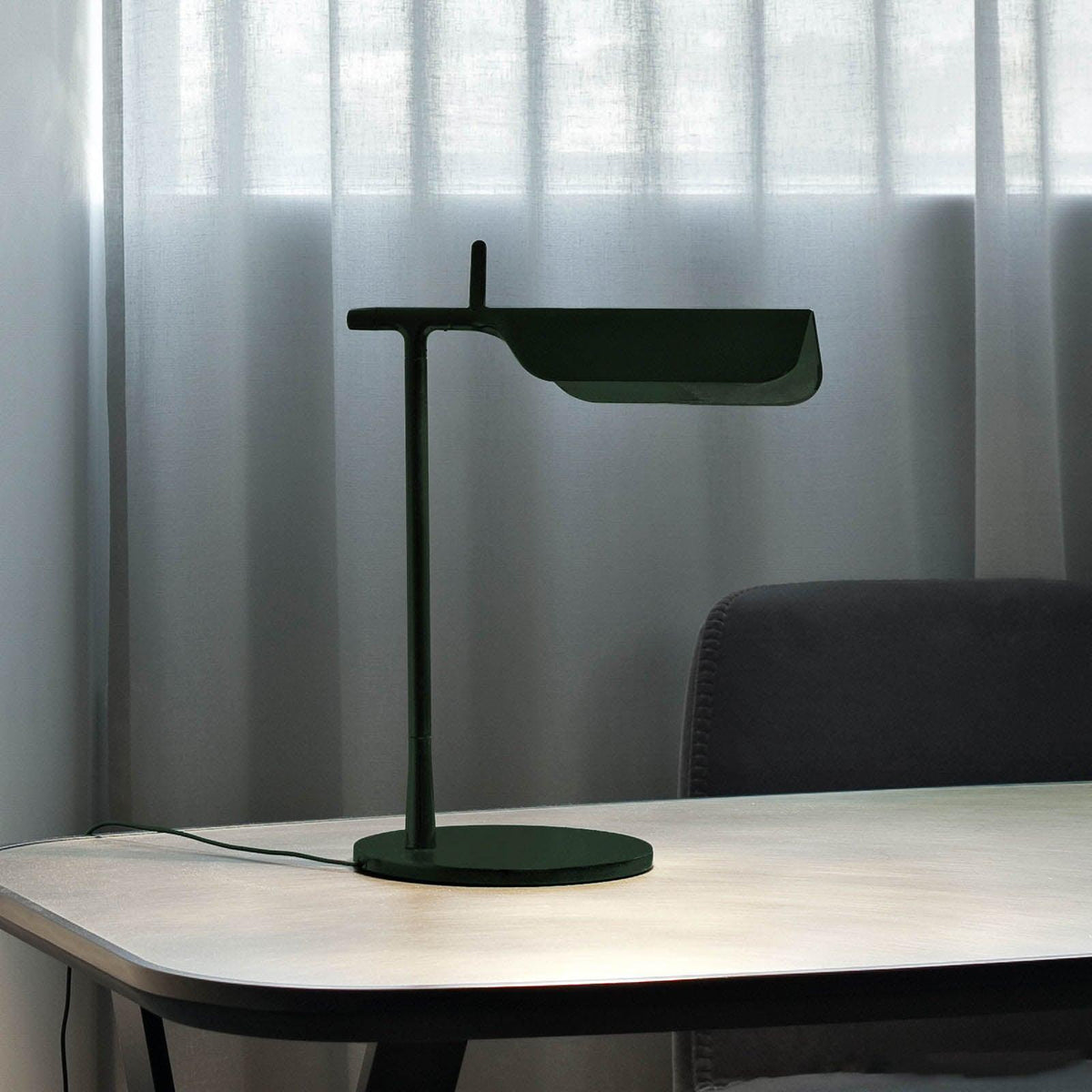 Cilorn minimalistisk bordslampa i akryl