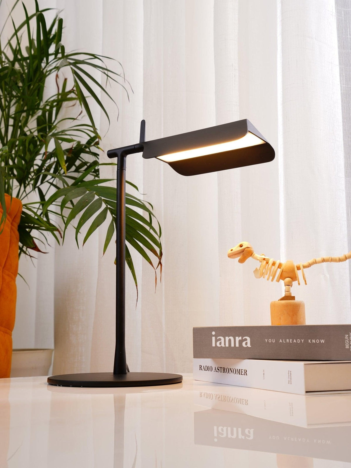 Cilorn minimalistisk bordslampa i akryl