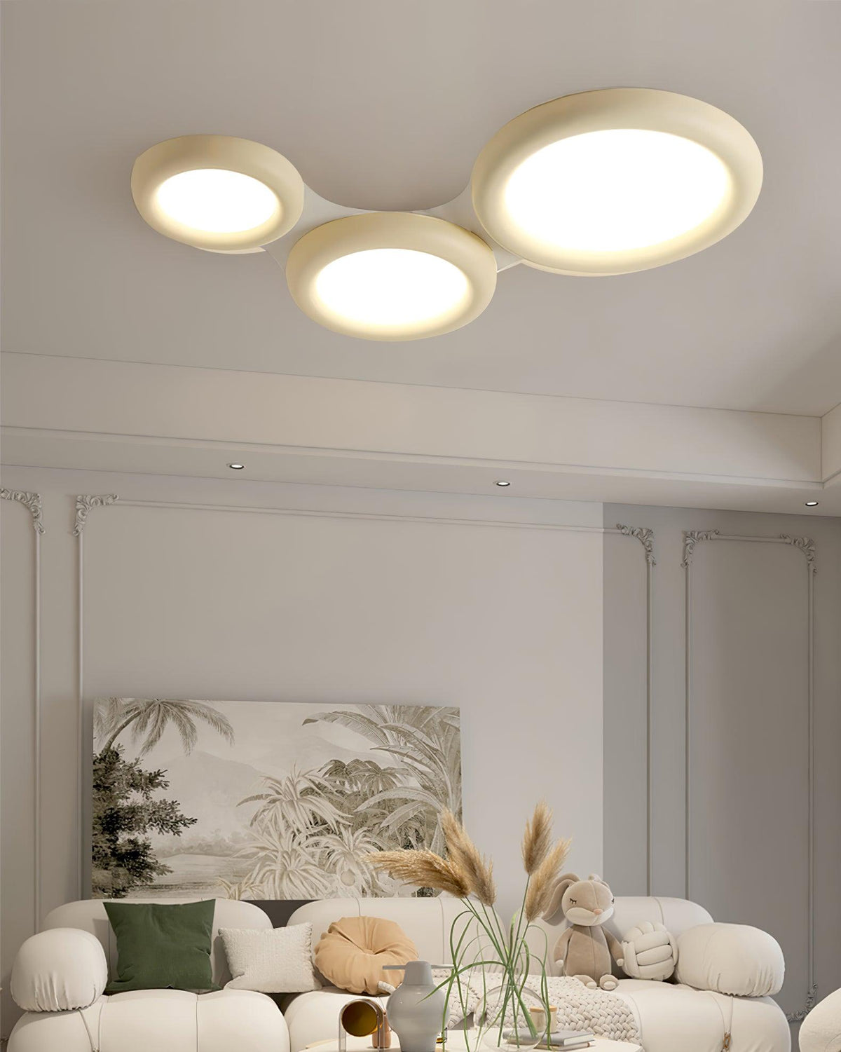 Beige loftlampe til direkte montering med baldakin, minimalistisk