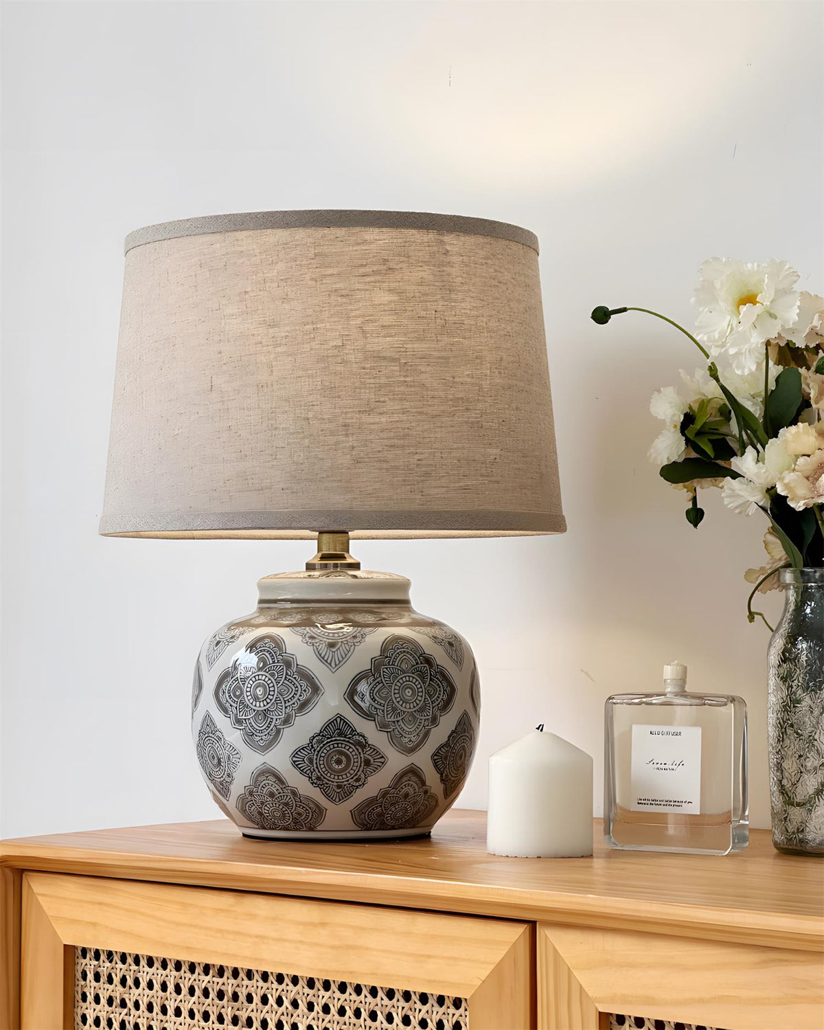 Clotilde bordlampe