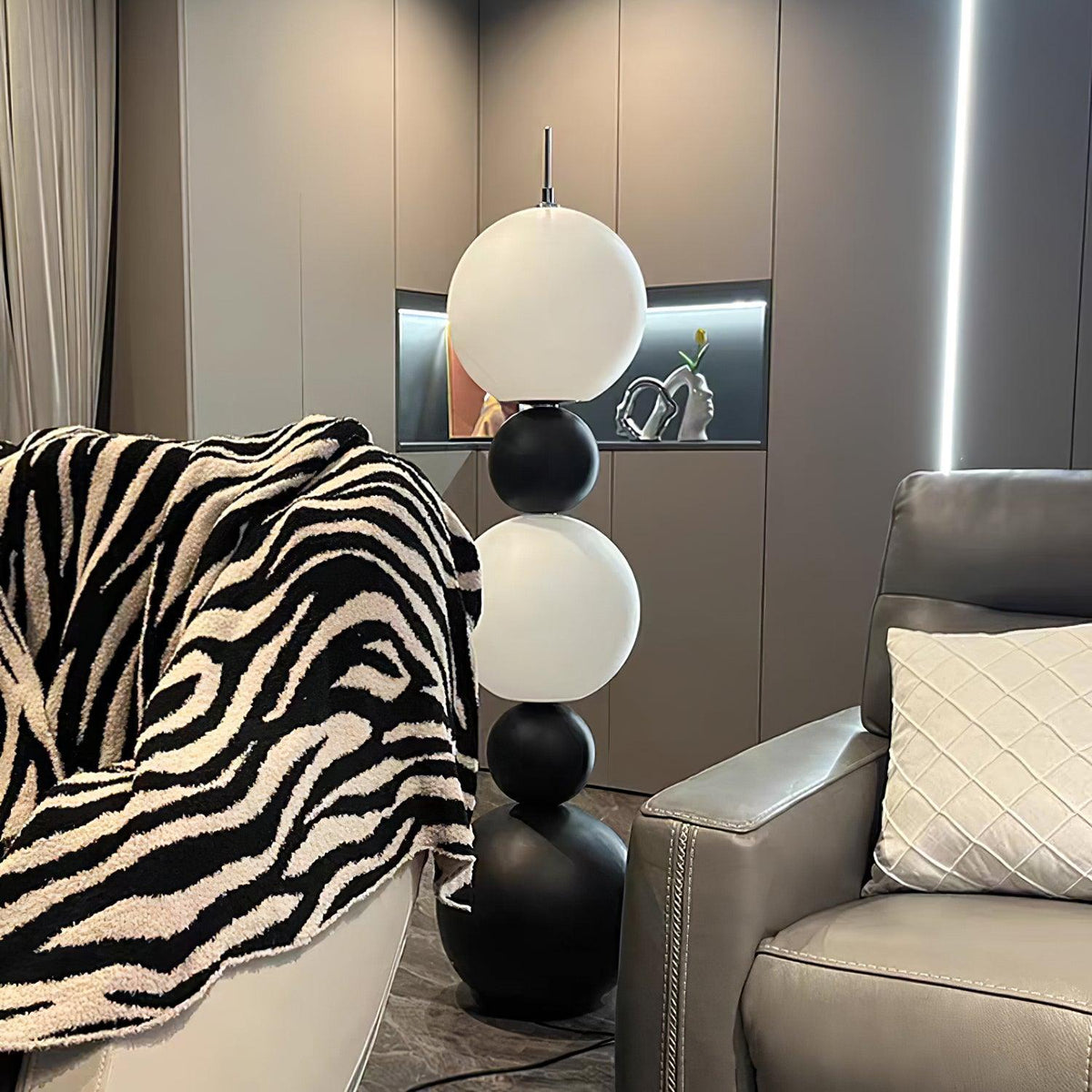 Selenella Floor Lamp