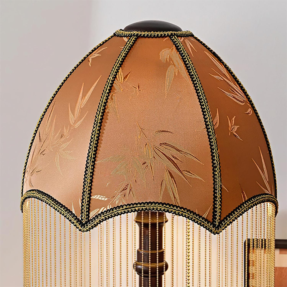 Cirinia Table Lamp