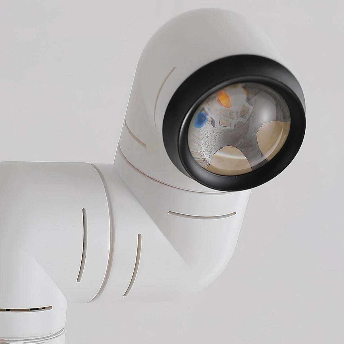 Nyor-gulvlampe i aluminium