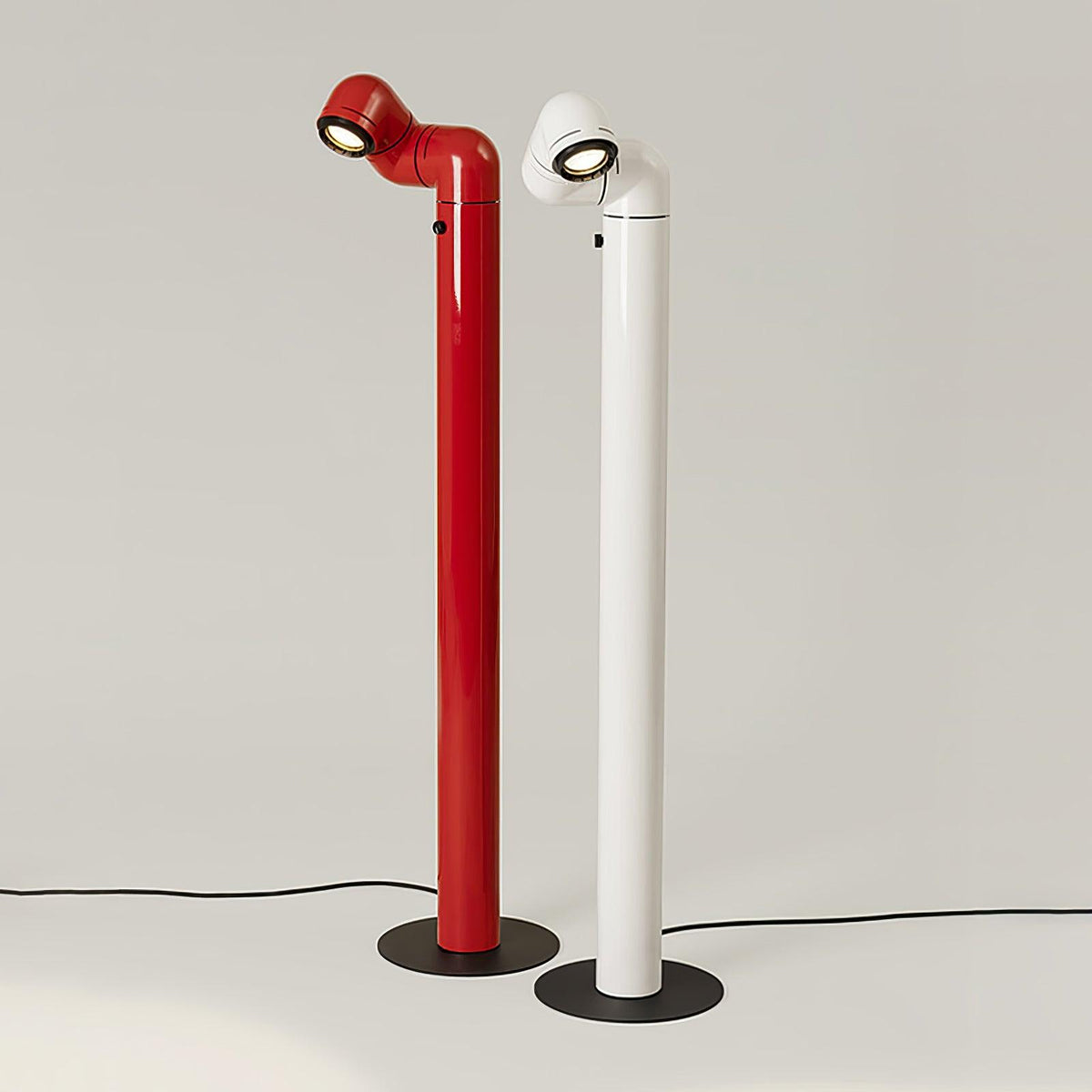 Nyor-gulvlampe i aluminium