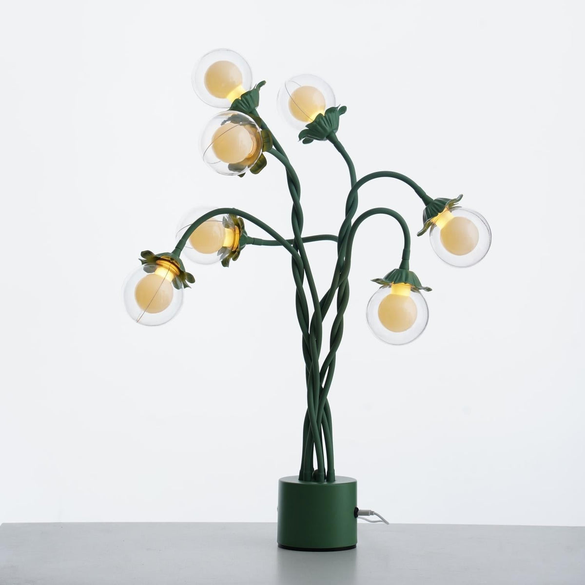 Viraoora Table Lamp