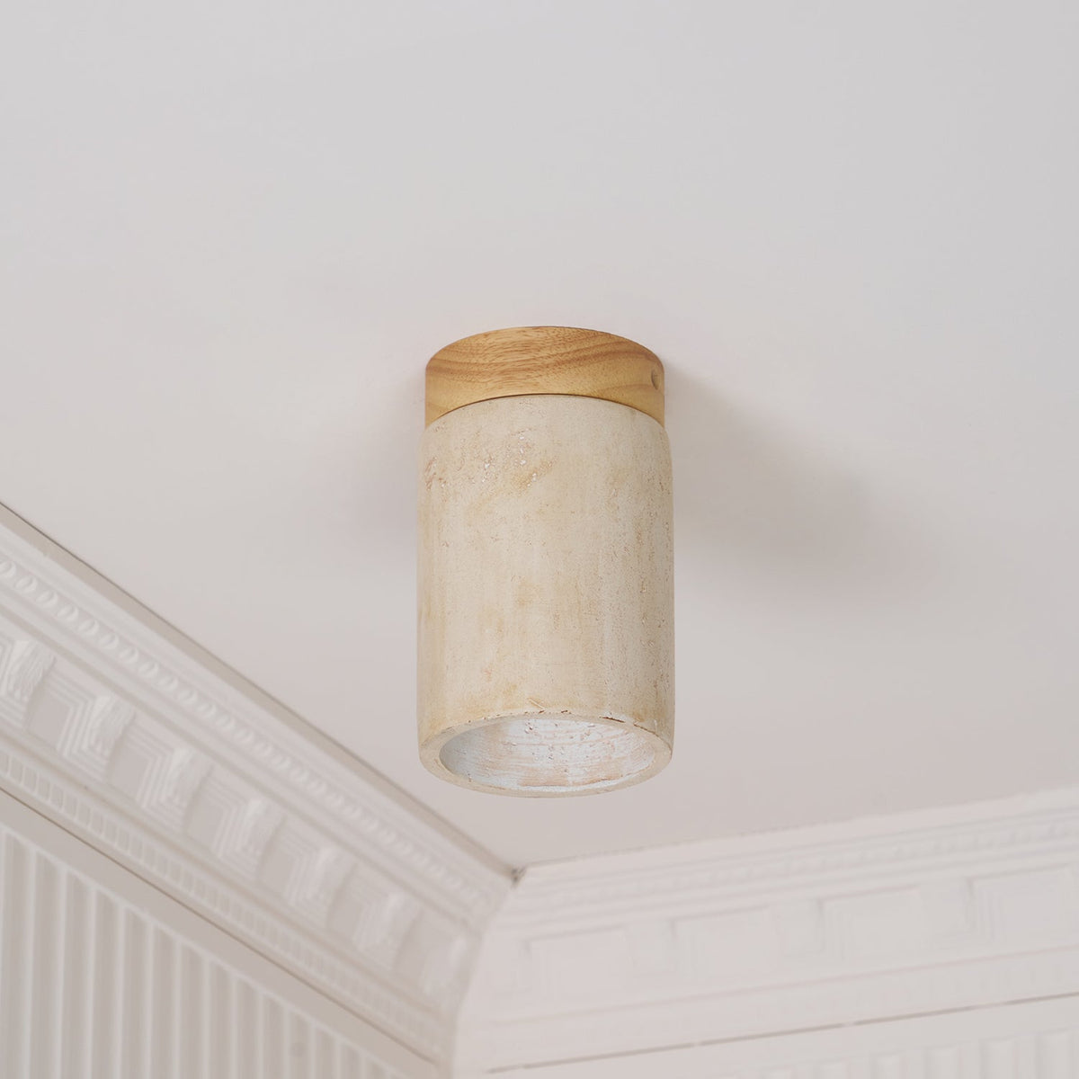 Valelelle loftslampe i travertin med cylindrisk kappe