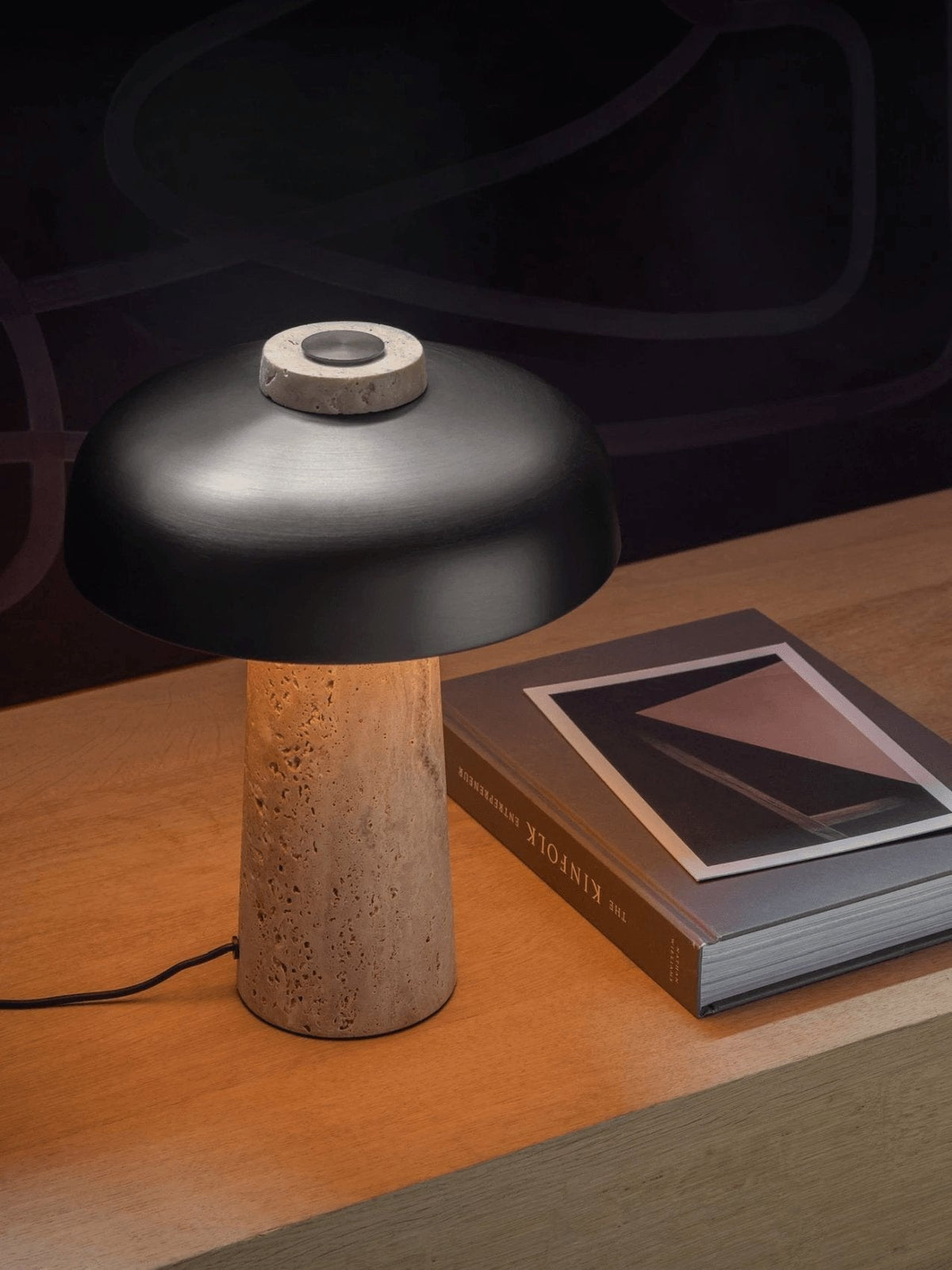 Tavivira svampeformet travertinbordlampe