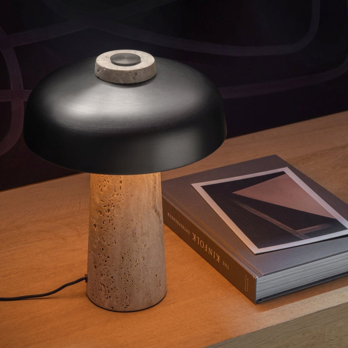 Tavivira svampeformet travertinbordlampe