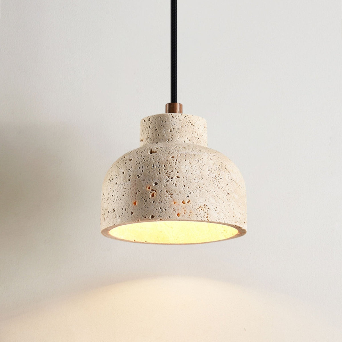 Candeeiro suspenso de travertino Noraneria Bell