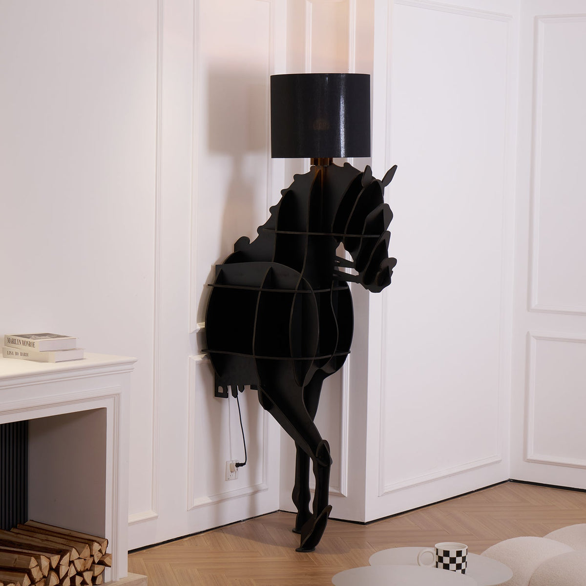 Candeeiro de pé com formato de cavalo Nrasen