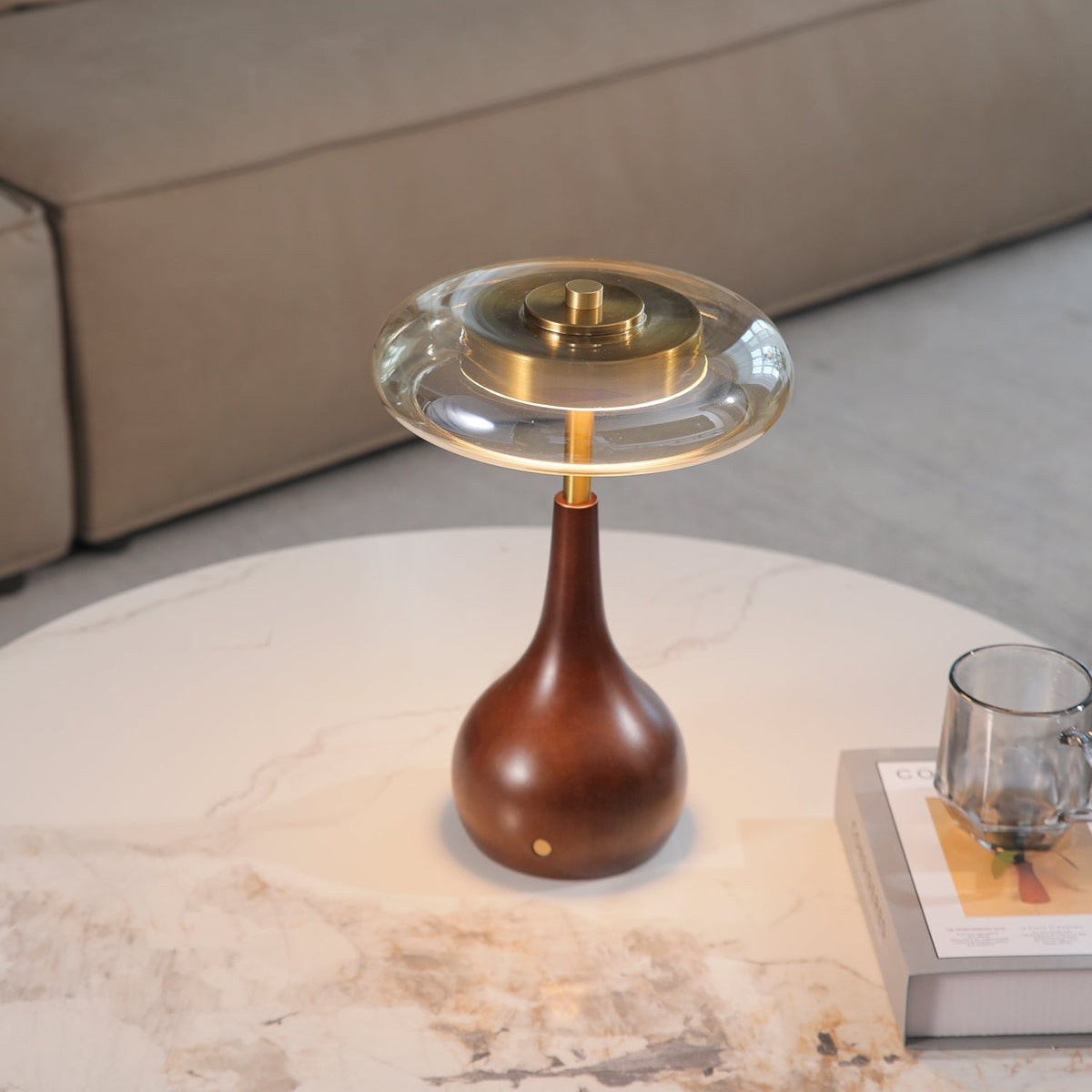 Airdes vintagebordlampe i træ