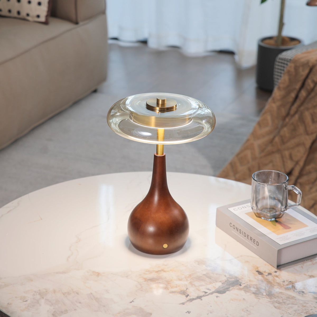 Airdes vintagebordlampe i træ