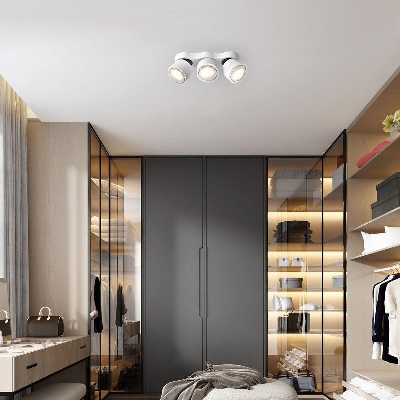 Nylaeara loftslampe med tre roterende, foldbare hoveder