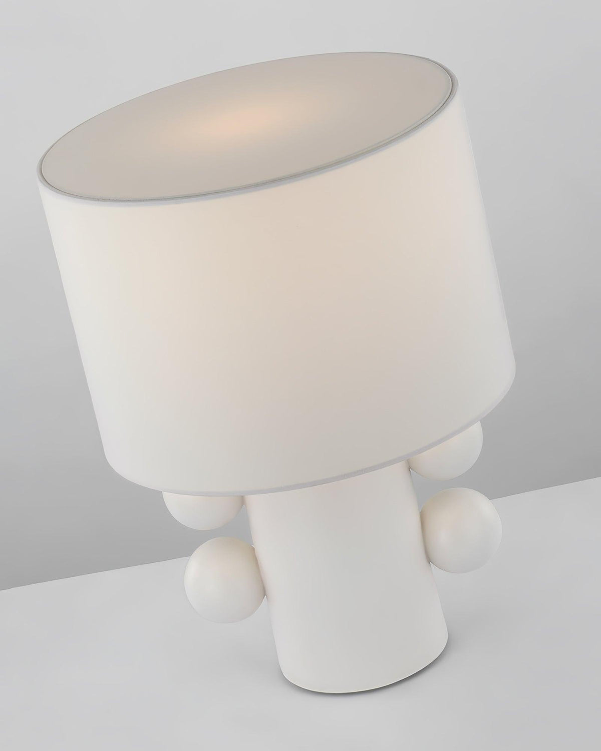 Nixu lekfull bordslampa i tyg