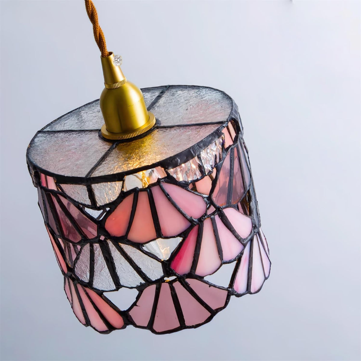 Lioraen Tiffany Pendant Light  Classic Design