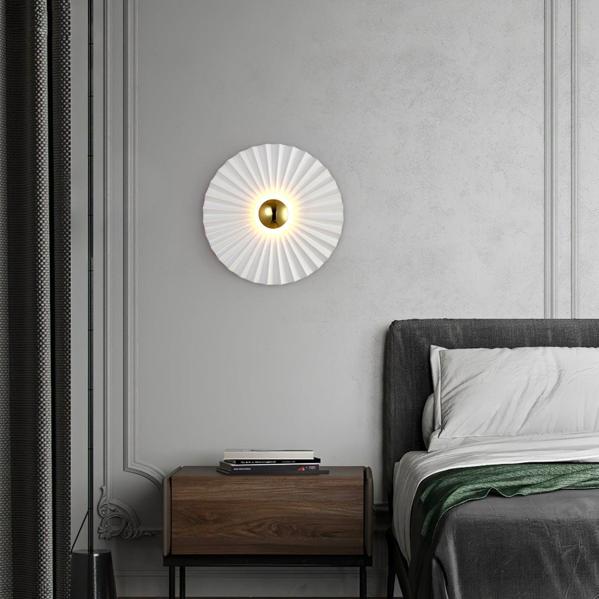 Arlorila vägglampa i harts