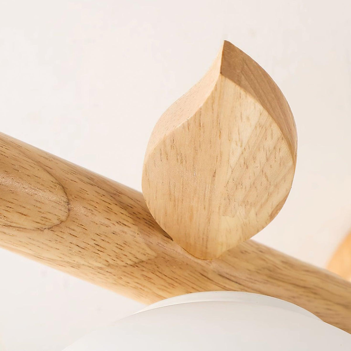 Candeeiro de teto Willow em madeira minimalista