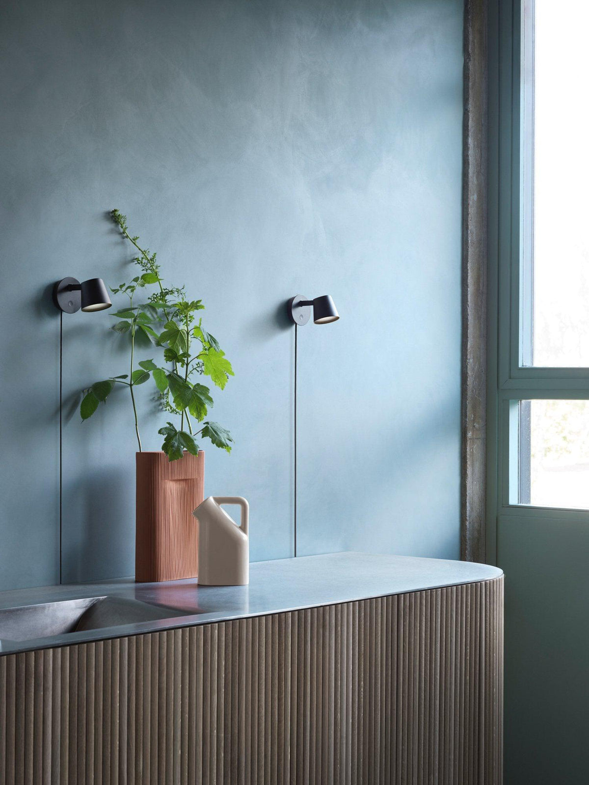 Tirwen moderne minimalistisk væglampe med stik